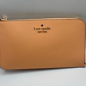 Kate Spade Leila Medium L Zip Wristlet Leather Orange Cream Wallet KE933 $139